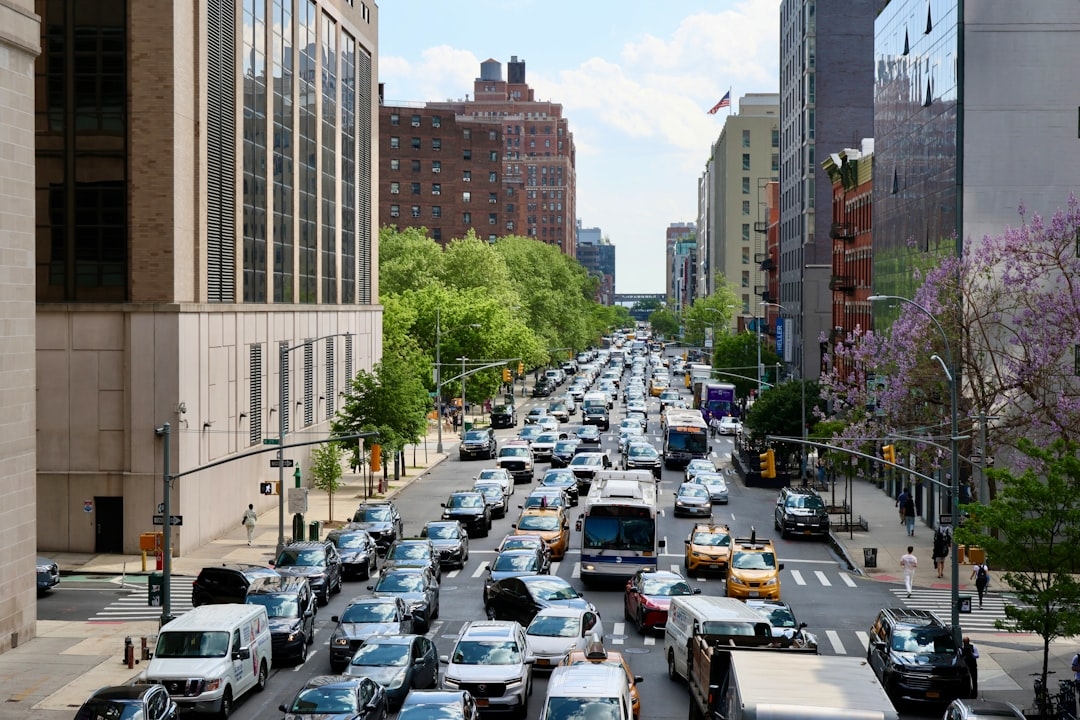 Чем отличается органический трафик от платного и какой эффективнее